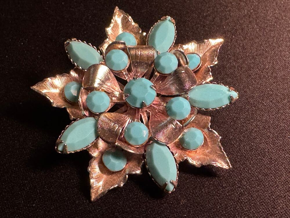 Mid Century Starburst Flower Blue Cabochons Silver Tone Brooch